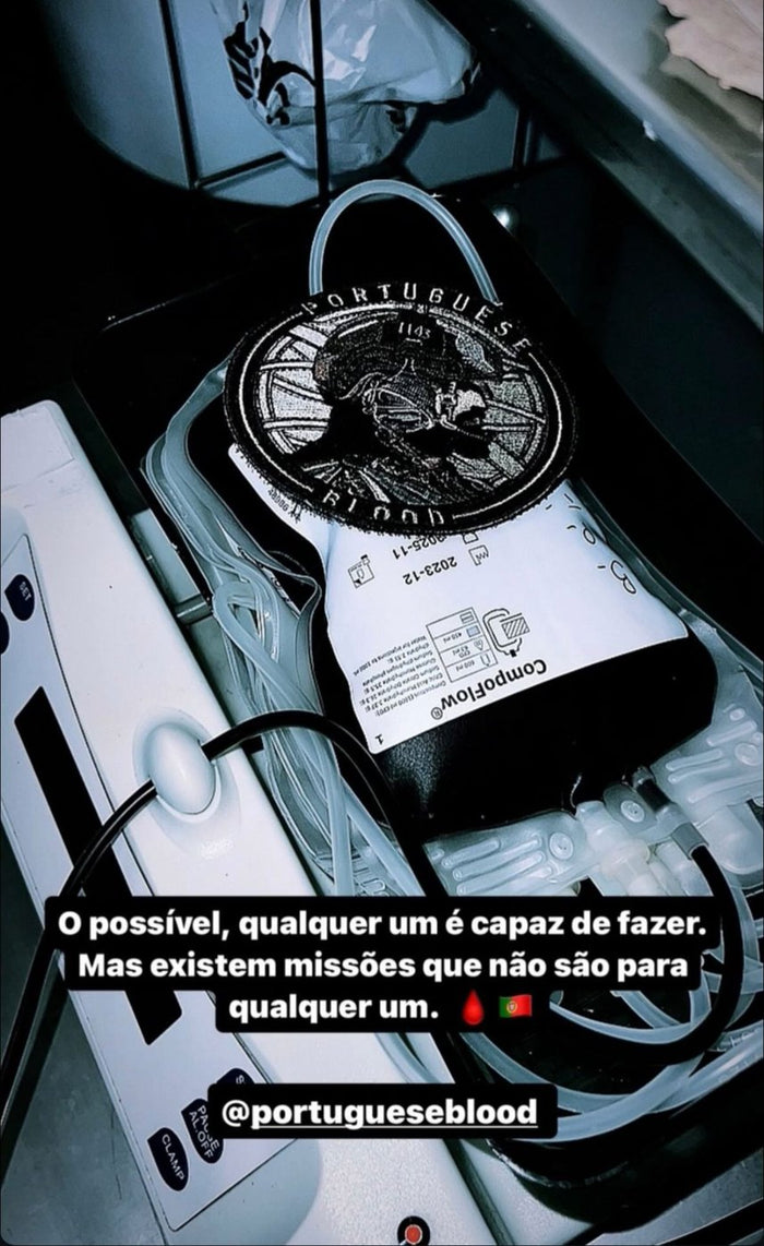 Patch Portuguese Blood sobre uma bolsa de sangue