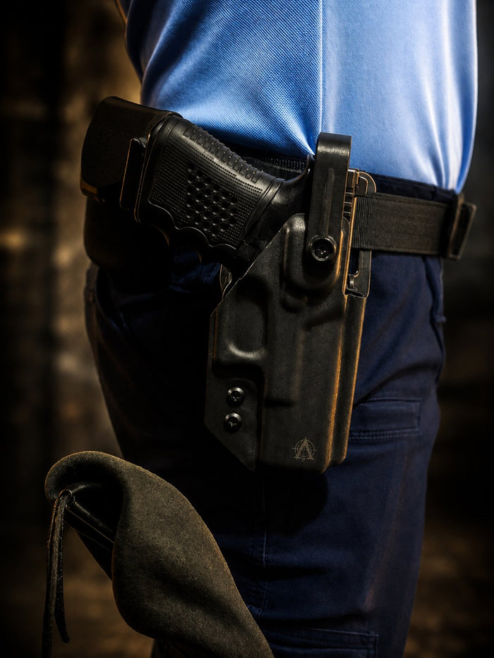 Coldre Tactical Soul num cinto de serviço